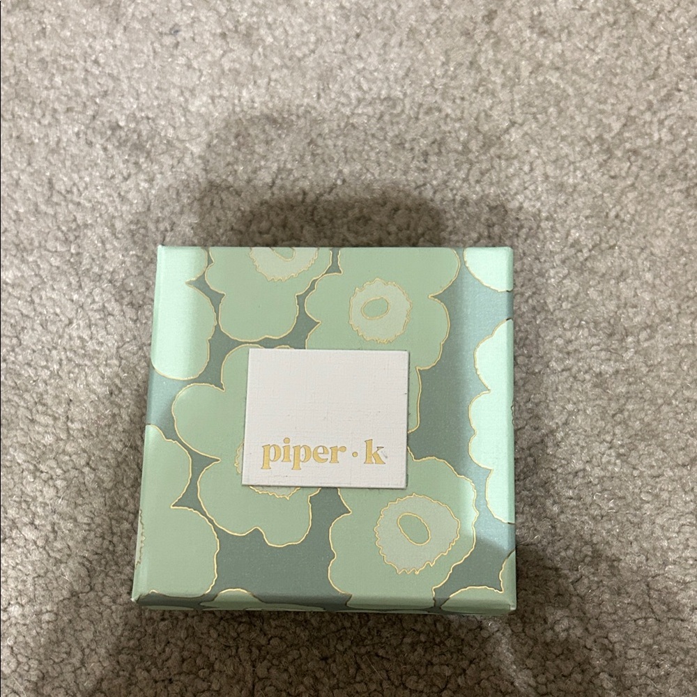 Piper K Gold and White Bow Earrings - Picture 2 of 2